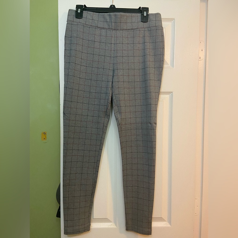 Loft brand skinny ankle plaid dress leggings. Size M